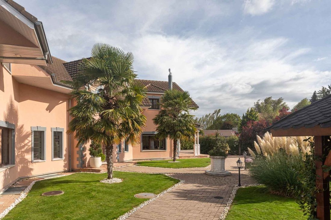 House in Chavannes-de-Bogis, Vaud, Switzerland 4 - 17804823