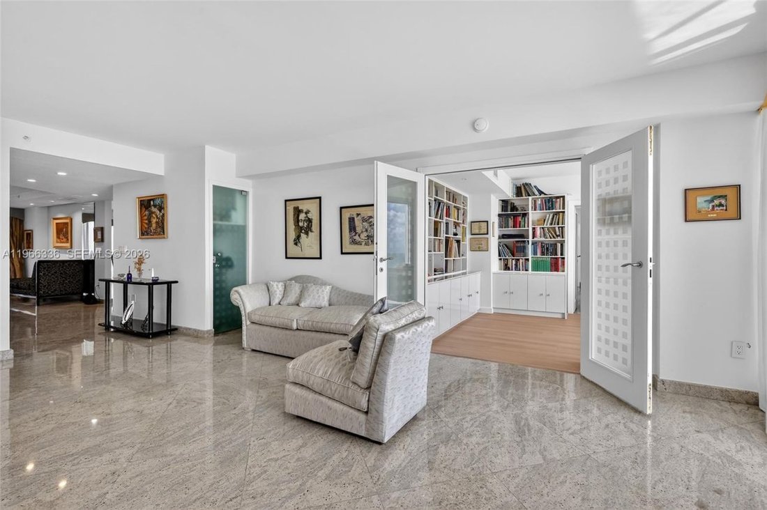 House in Sunny Isles Beach, Florida, United States 5 - 17805655