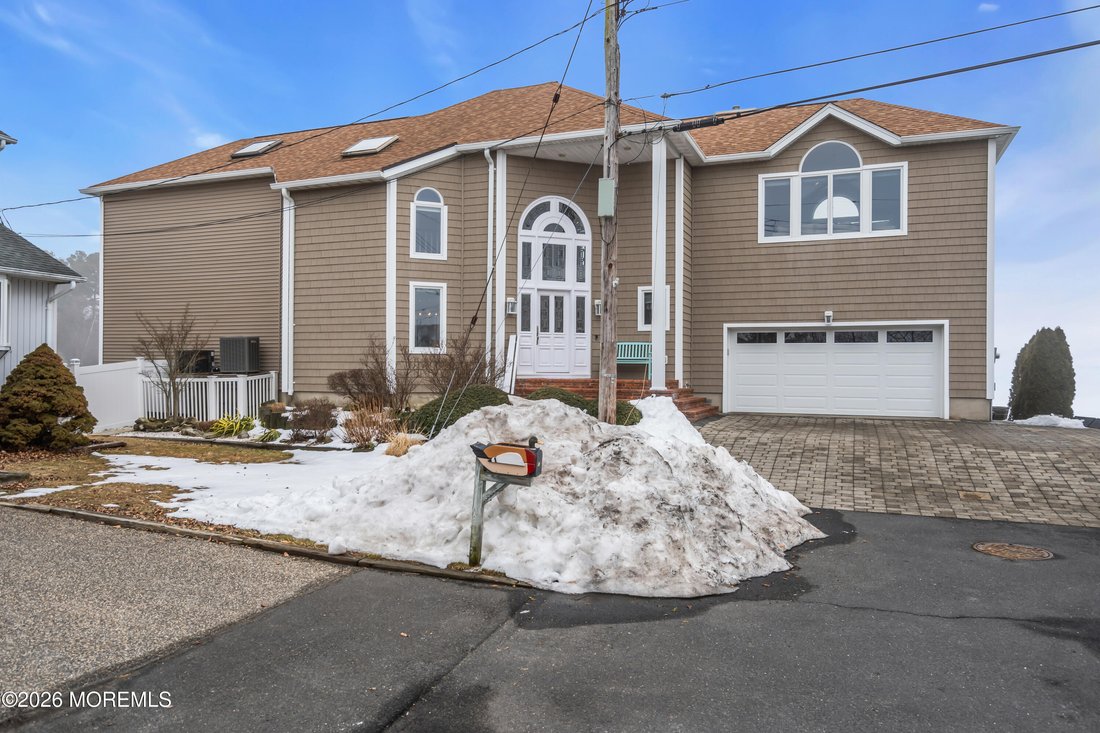 House in Brick Township, New Jersey, United States 2 - 17806284
