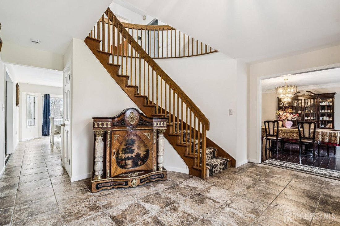 House in Manalapan Township, New Jersey, United States 2 - 17807239