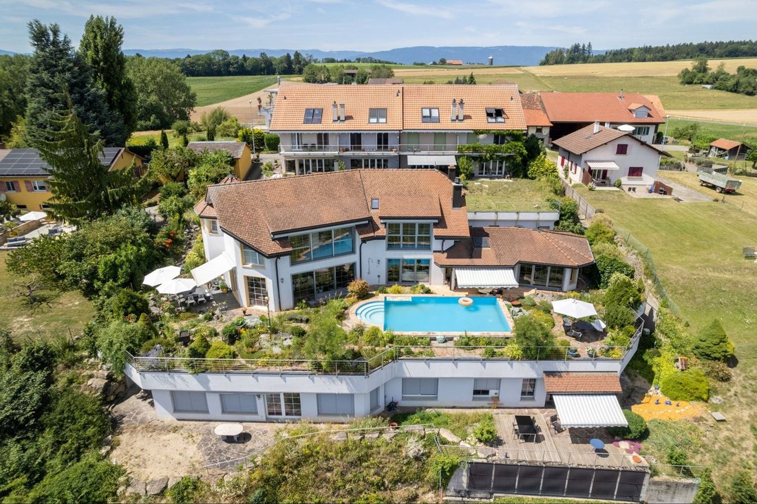 House in Vully-les-Lacs, Vaud, Switzerland 3 - 14991164