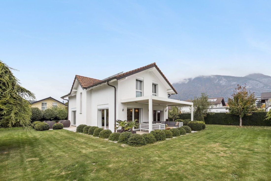 House in Aigle, Vaud, Switzerland 1 - 16959027