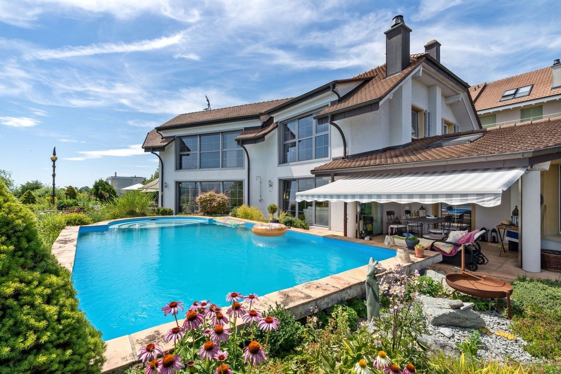 House in Vully-les-Lacs, Vaud, Switzerland 1 - 14991164