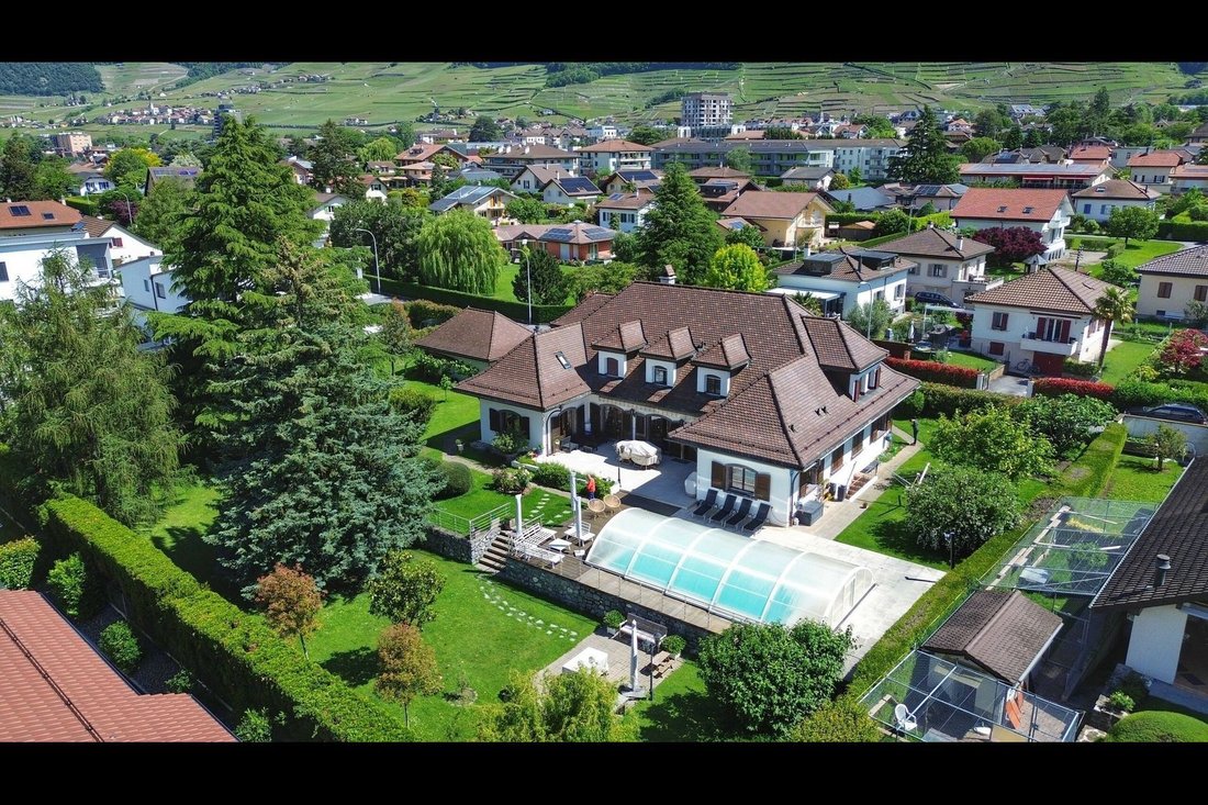 Haus in Aigle, Waadt, Schweiz 2 - 15559683
