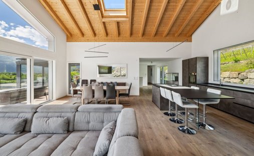 House in Fully, Valais, Switzerland 1