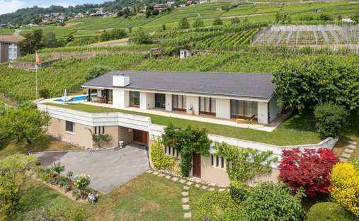 House in Corseaux, Vaud, Switzerland 1