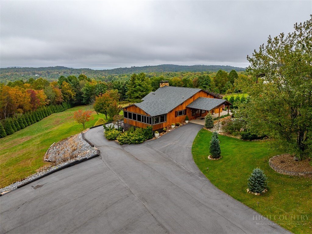House in Roaring Gap, North Carolina, United States 1 - 16370645
