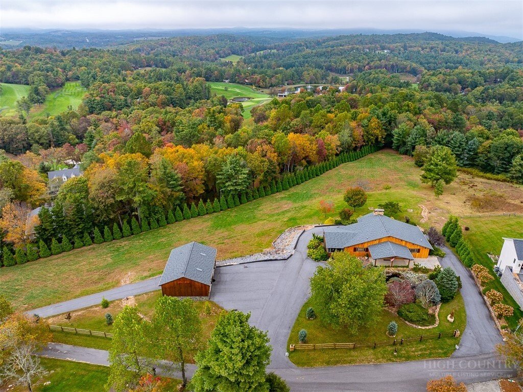 House in Roaring Gap, North Carolina, United States 2 - 16370645