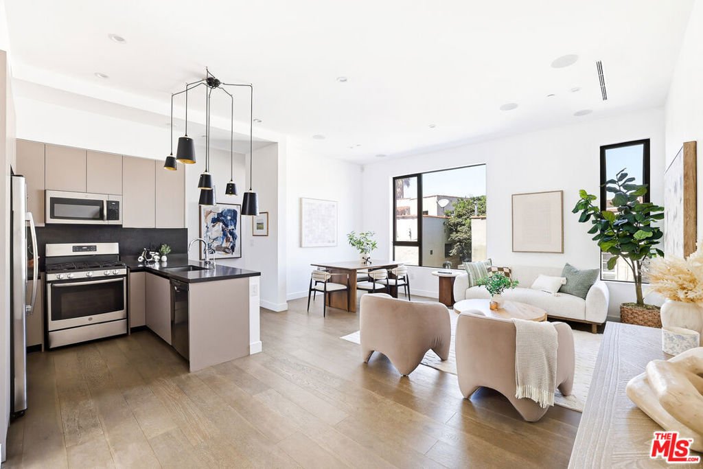 House in Los Angeles, California, United States 4 - 17807921