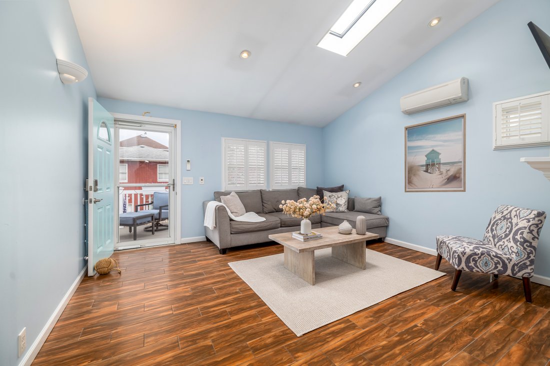 House in Long Beach, New York, United States 4 - 17801657