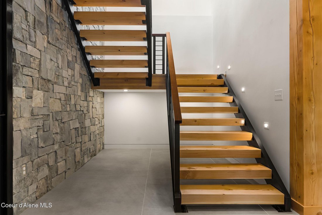 House in Sandpoint, Idaho, United States 5 - 17807732