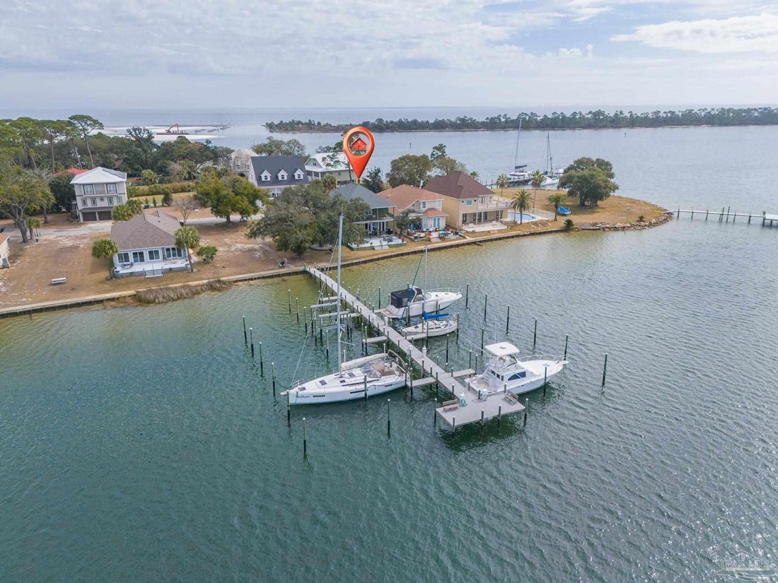 House in Pensacola, Florida, United States 2 - 17807644