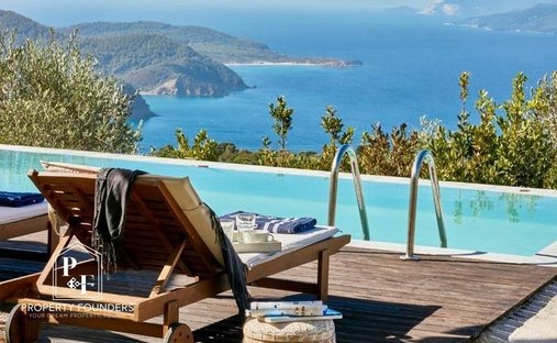 Villa in Skiathos, Thessaly and Central Greece, Greece 1