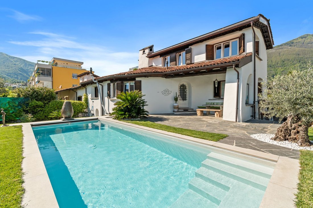 Villa in Ascona, Ticino, Switzerland 3 - 17807832