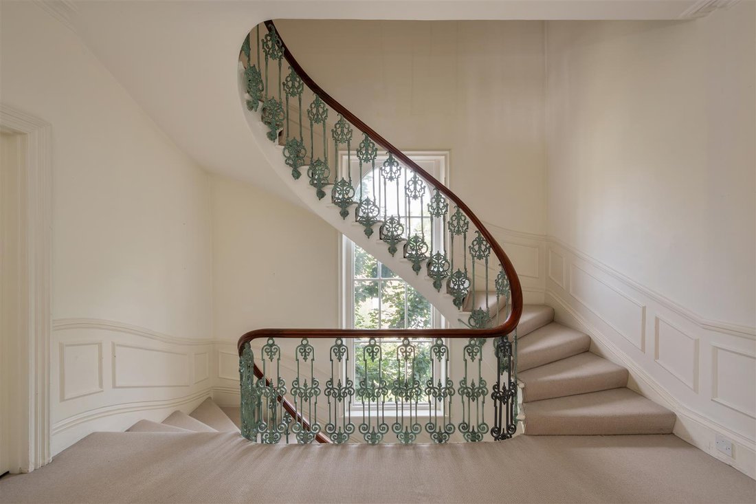 House in St John's Wood, Westminster, England 2 - 16916943