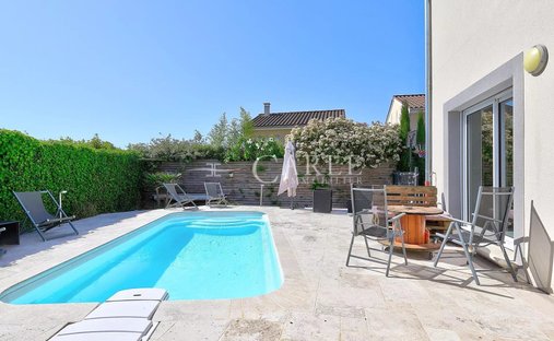 Villa in Genas, Auvergne-Rhône-Alpes, France 1