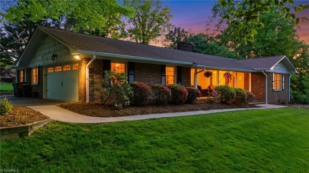 House in Wilkesboro, North Carolina, United States 2 - 17673285