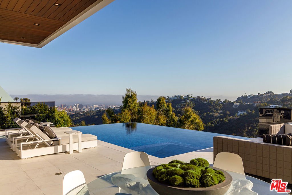 House in Los Angeles, California, United States 3 - 17807937