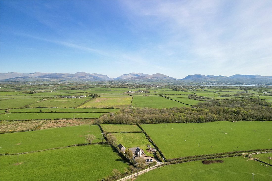 House in Llanidan, Wales 3 - 17259626
