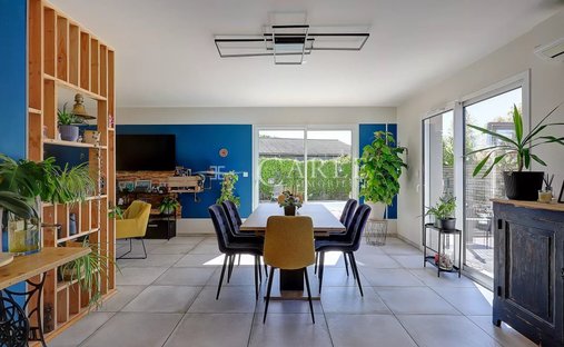 Villa in Genas, Auvergne-Rhône-Alpes, France 1