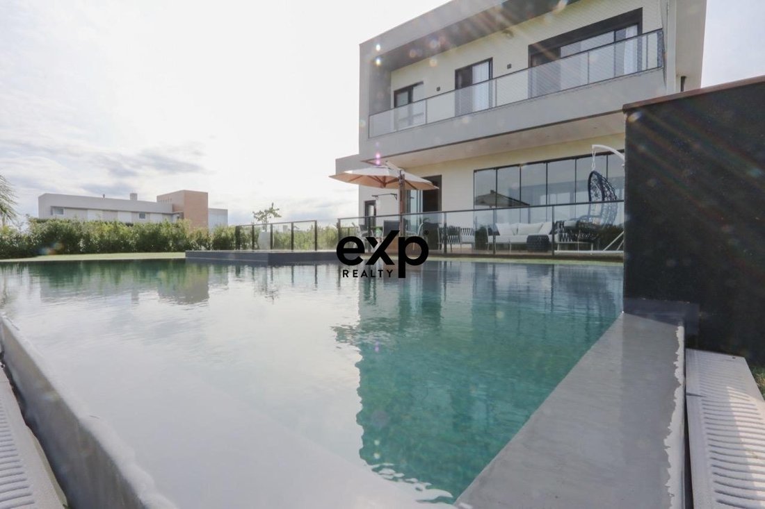 House in Camboriú, State of Santa Catarina, Brazil 1 - 17804457
