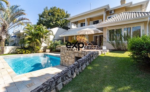 House in Valinhos, State of São Paulo, Brazil 1