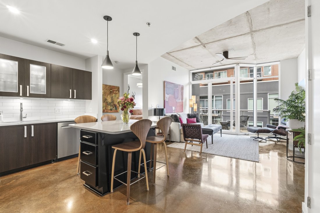 Condo in Nashville, Tennessee, United States 5 - 17808800