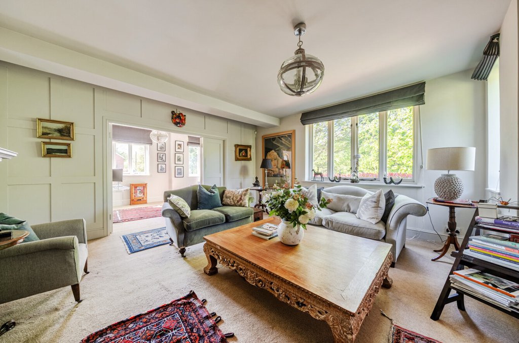 House in Hampshire, England 2 - 17808370