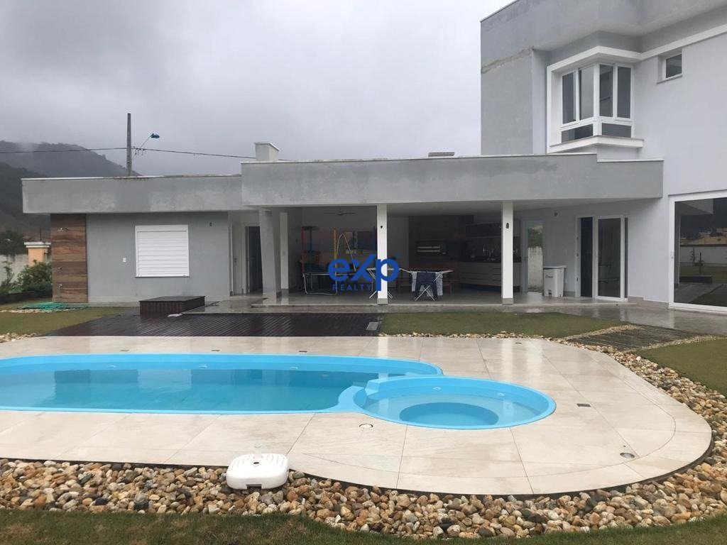 House in Itapema, State of Santa Catarina, Brazil 4 - 17804501