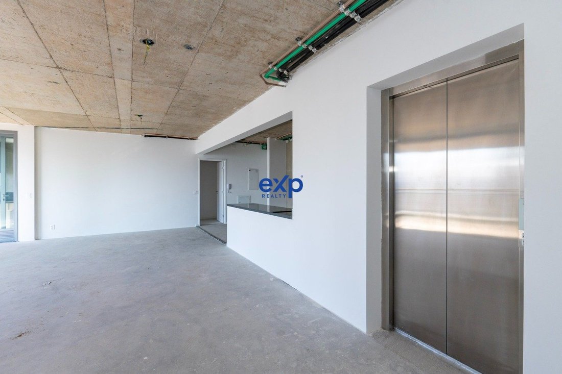 Apartment in São Paulo, State of São Paulo, Brazil 2 - 17804572