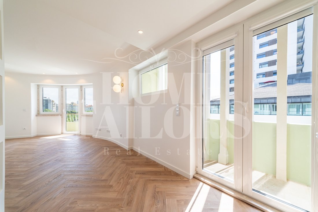 Apartment in Campolide, Lisbon, Portugal 1 - 17810055