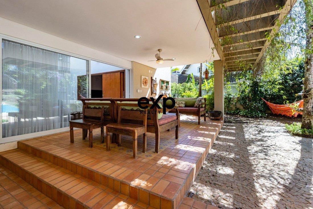House in Valinhos, State of São Paulo, Brazil 4 - 17804715