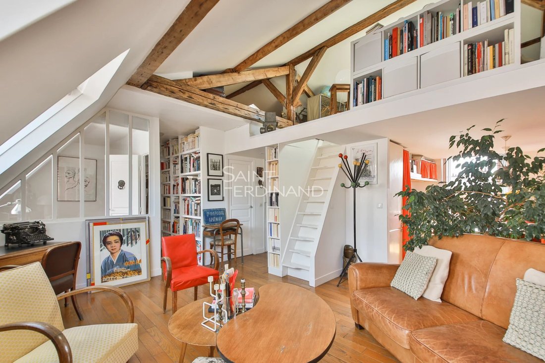Apartment in Batignolles-Cardinet, Paris 17e Arrondissement, Paris 2 - 17810237