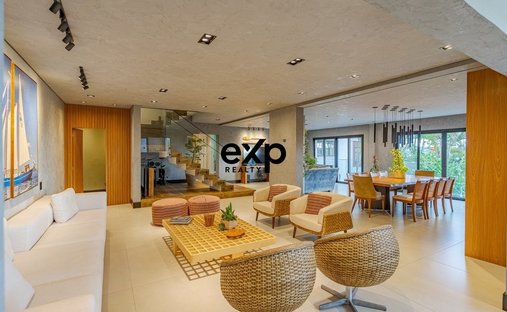 House in Vinhedo, State of São Paulo, Brazil 1