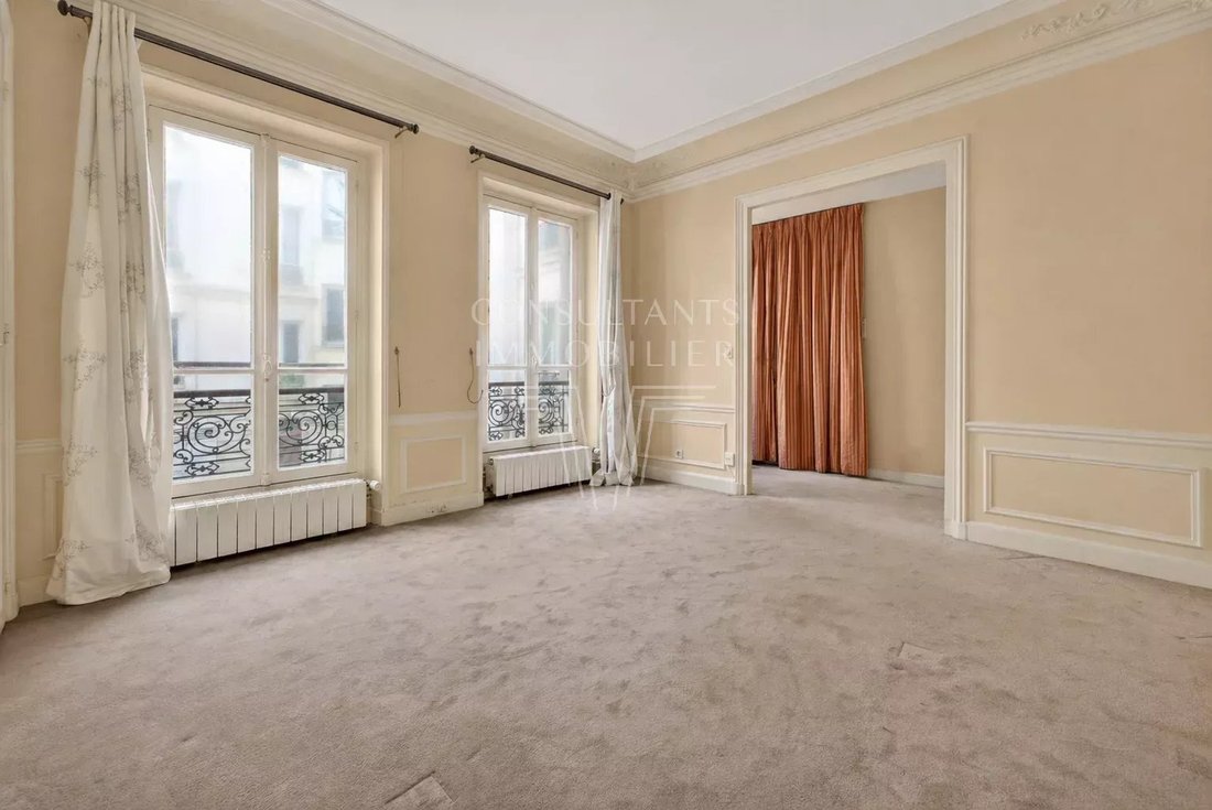 Apartment in Porte Dauphine, Paris 16e Arrondissement, Paris 3 - 17810414