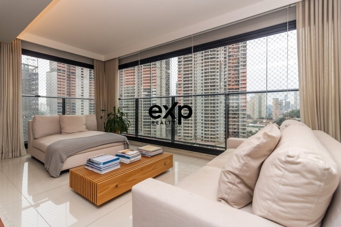 Apartment in São Paulo, State of São Paulo, Brazil 1 - 17806433