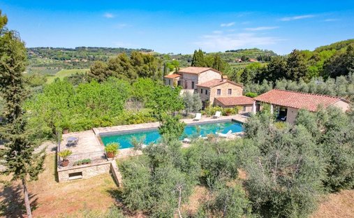Estate in Casale Marittimo, Tuscany, Italy 1