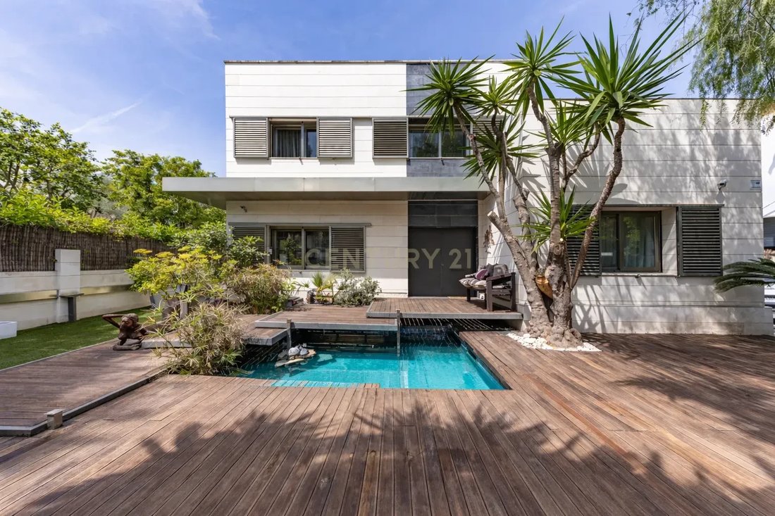 Villa in Sitges, Catalonia, Spain 3 - 17803535