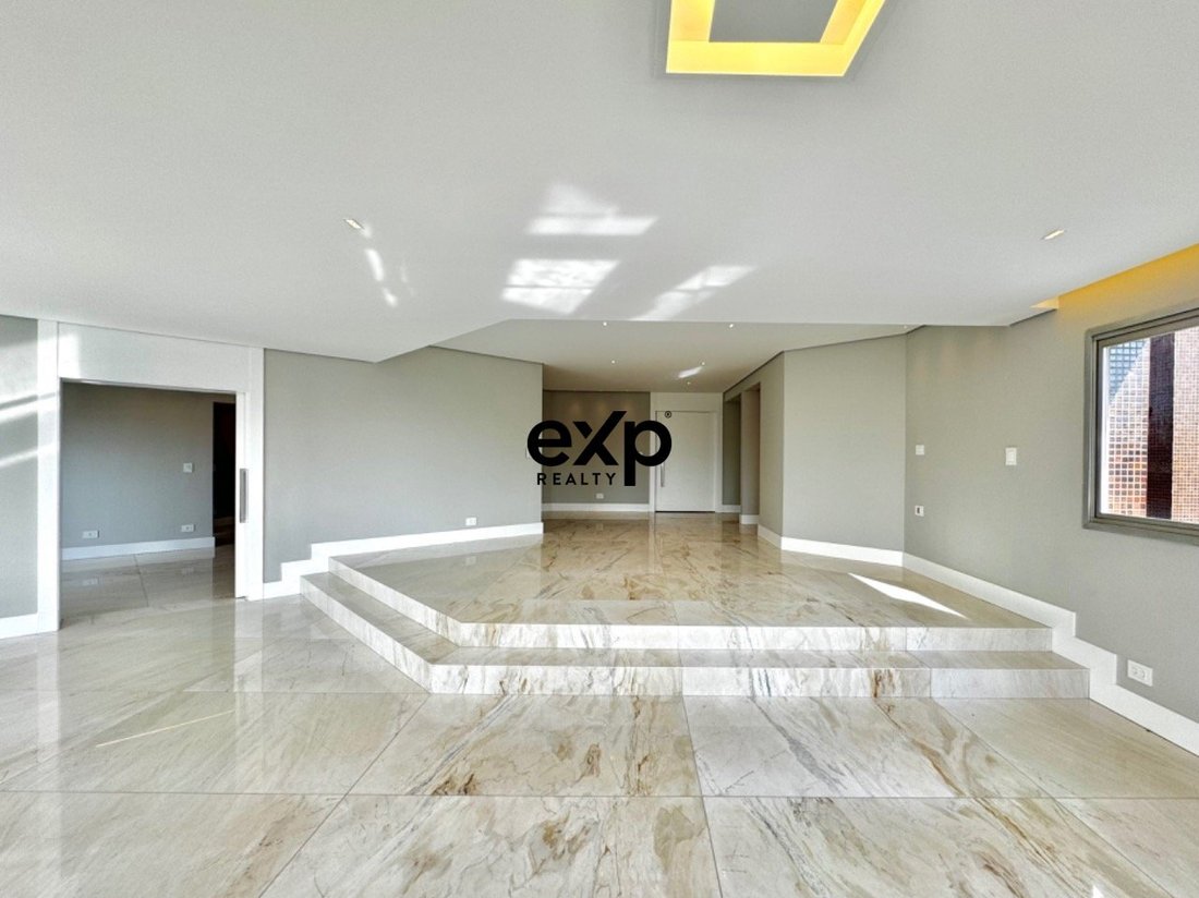 Apartment in Curitiba, State of Paraná, Brazil 4 - 17804598
