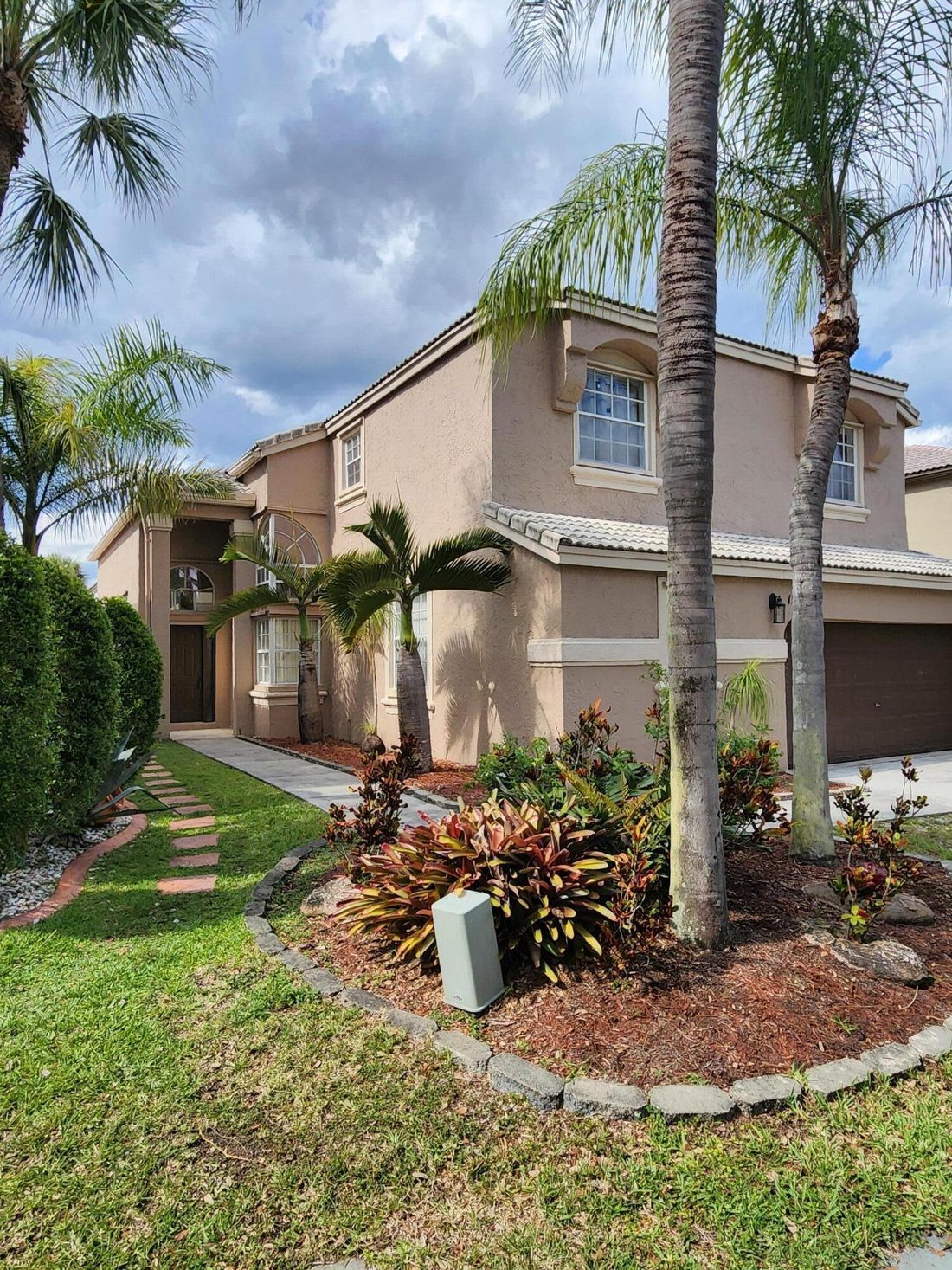 House in Pembroke Pines, Florida, United States 1 - 17808619