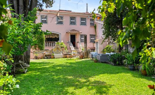 House in Lumiar, Lisbon, Portugal 1