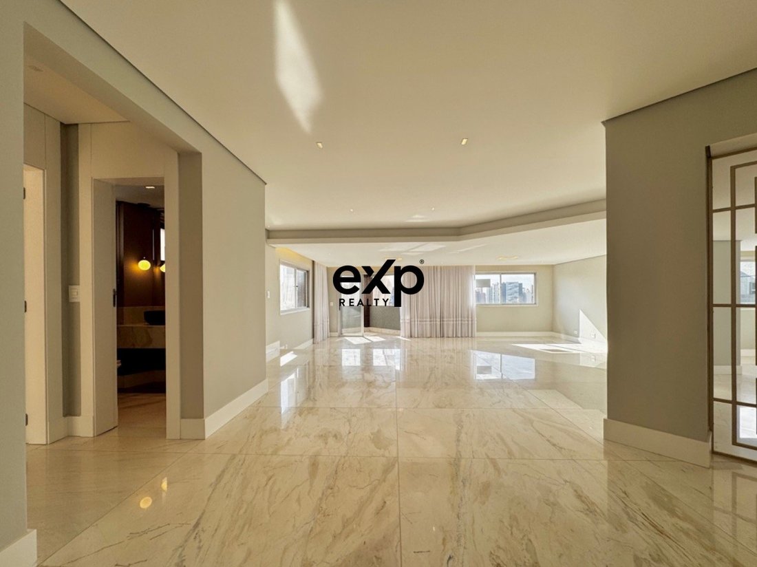 Apartment in Curitiba, State of Paraná, Brazil 1 - 17804598