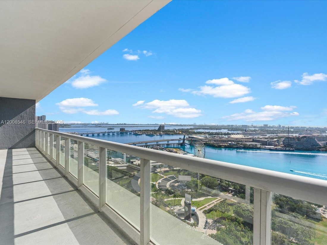 Condo in Miami, Florida, United States 1 - 17809776