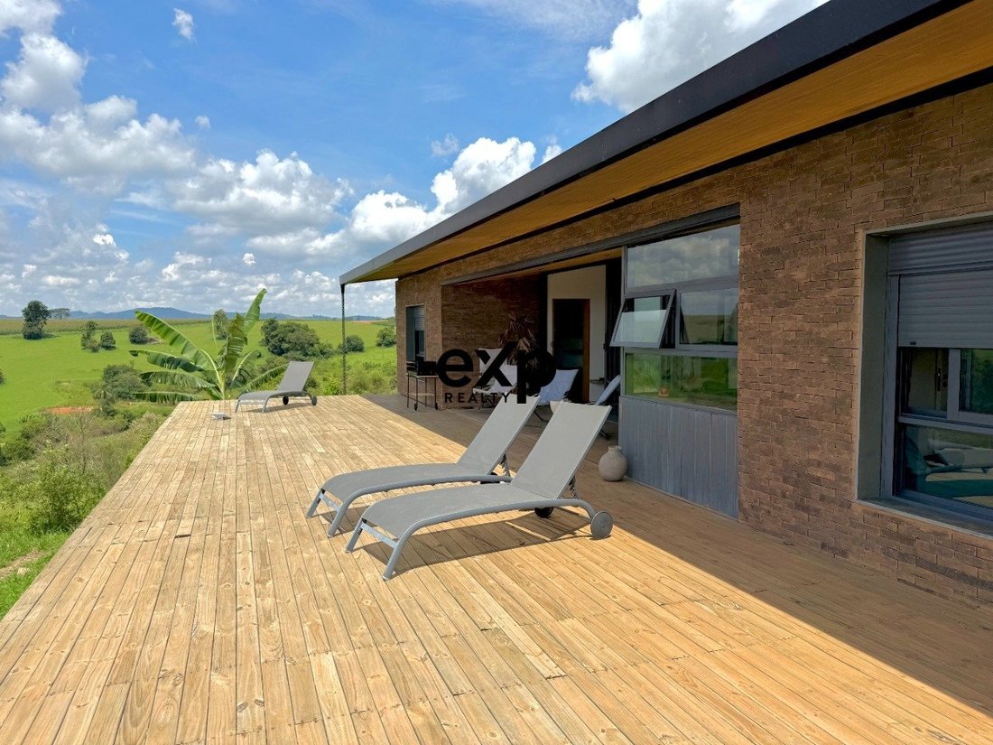 Country House in Bragança Paulista, State of São Paulo, Brazil 1 - 17807939