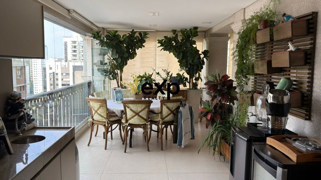 Apartment in São Paulo, State of São Paulo, Brazil 5 - 17806285