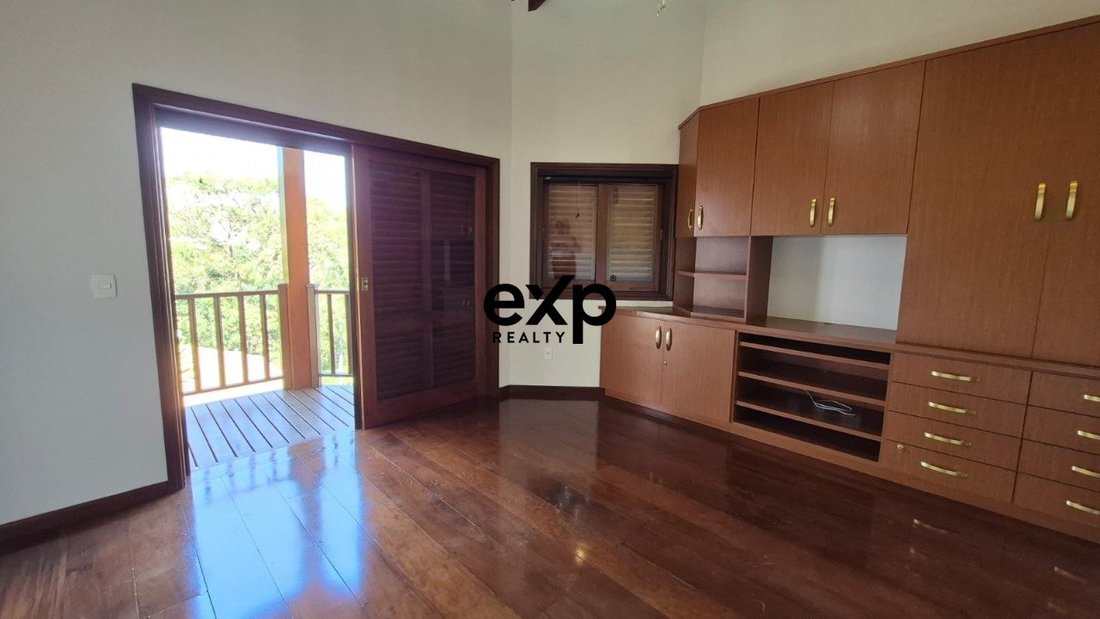 House in Valinhos, State of São Paulo, Brazil 3 - 17804862