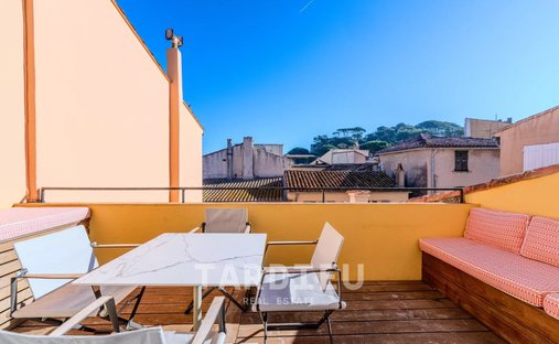 Appartamento a Saint-Tropez, Provenza-Alpi-Costa Azzurra, Francia 1