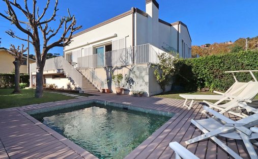Villa en Massarosa, Toscana, Italia 1