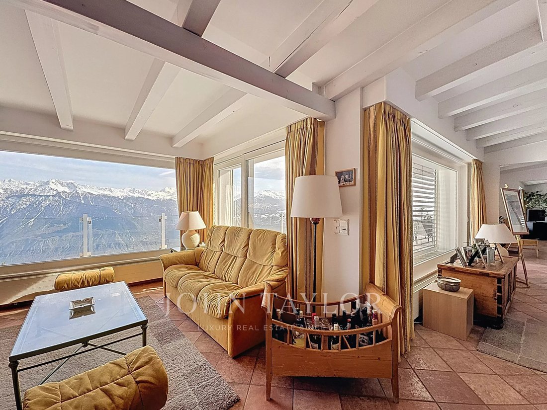 Apartment in Crans-Montana, Valais, Switzerland 3 - 10752558
