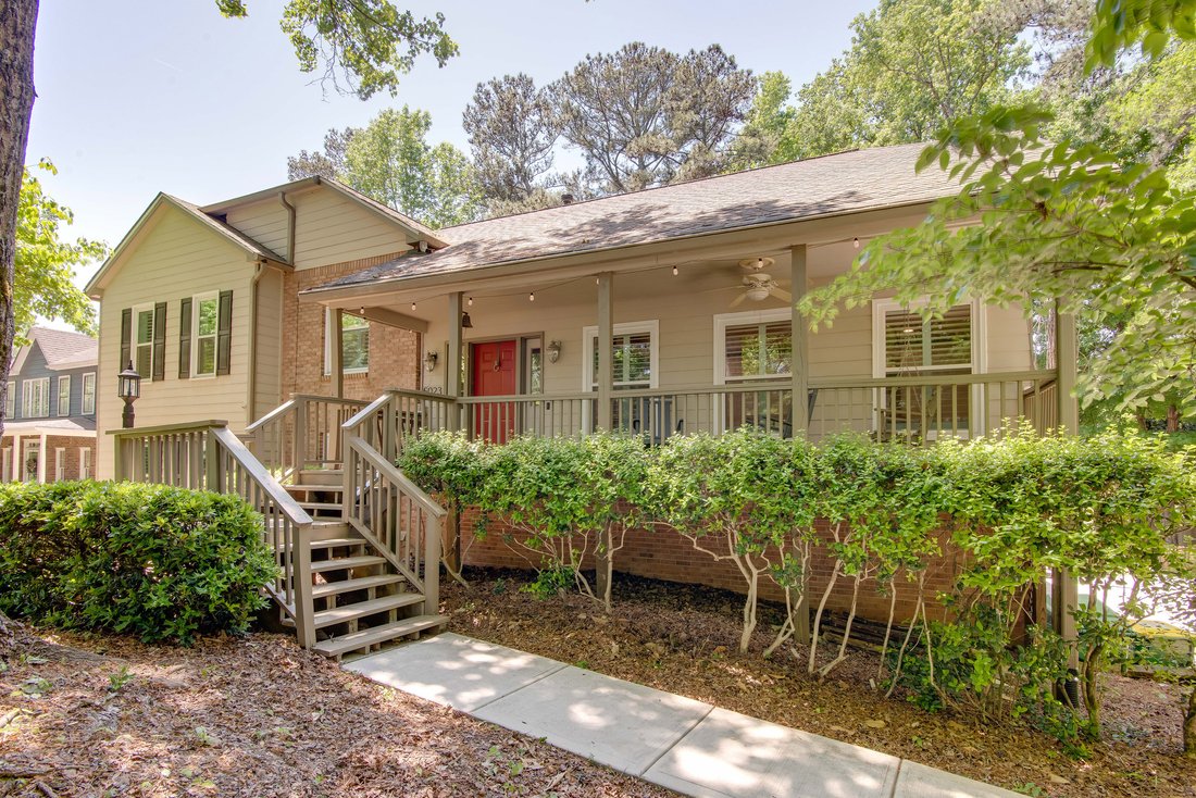 House in Peachtree Corners, Georgia, United States 1 - 17809604